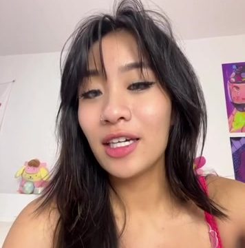 Kittynobi Nude – Her Show Of Body